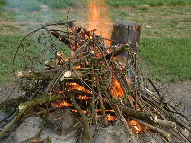 A ognisko coraz wieksze...